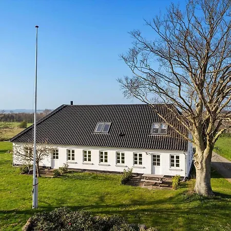 Ae210-marstal-bralandsvej-1-1-sal דירה *